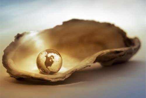 the world is my oyster